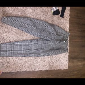 tweed pants 👀